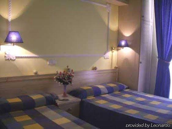 Hotel Celimar Sitges Bagian luar foto