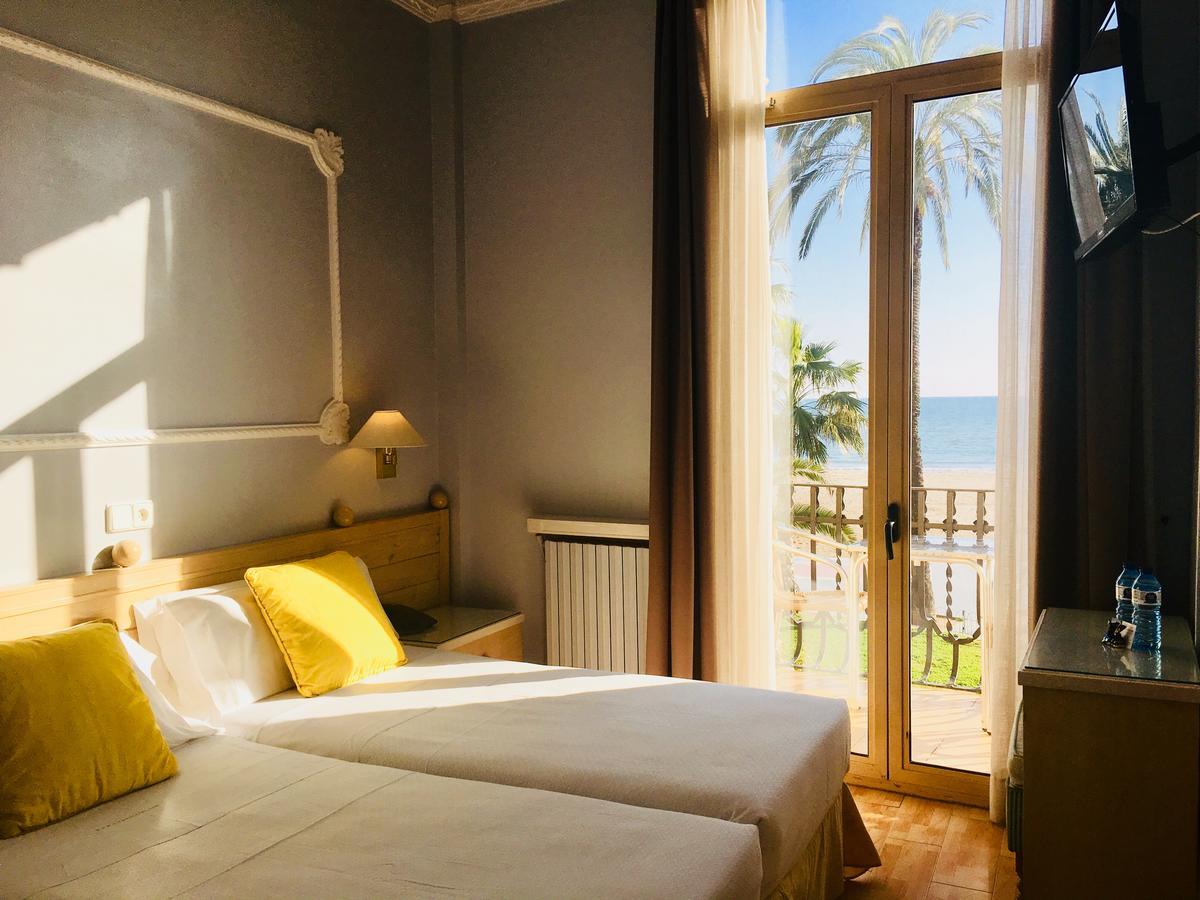 Hotel Celimar Sitges Bagian luar foto